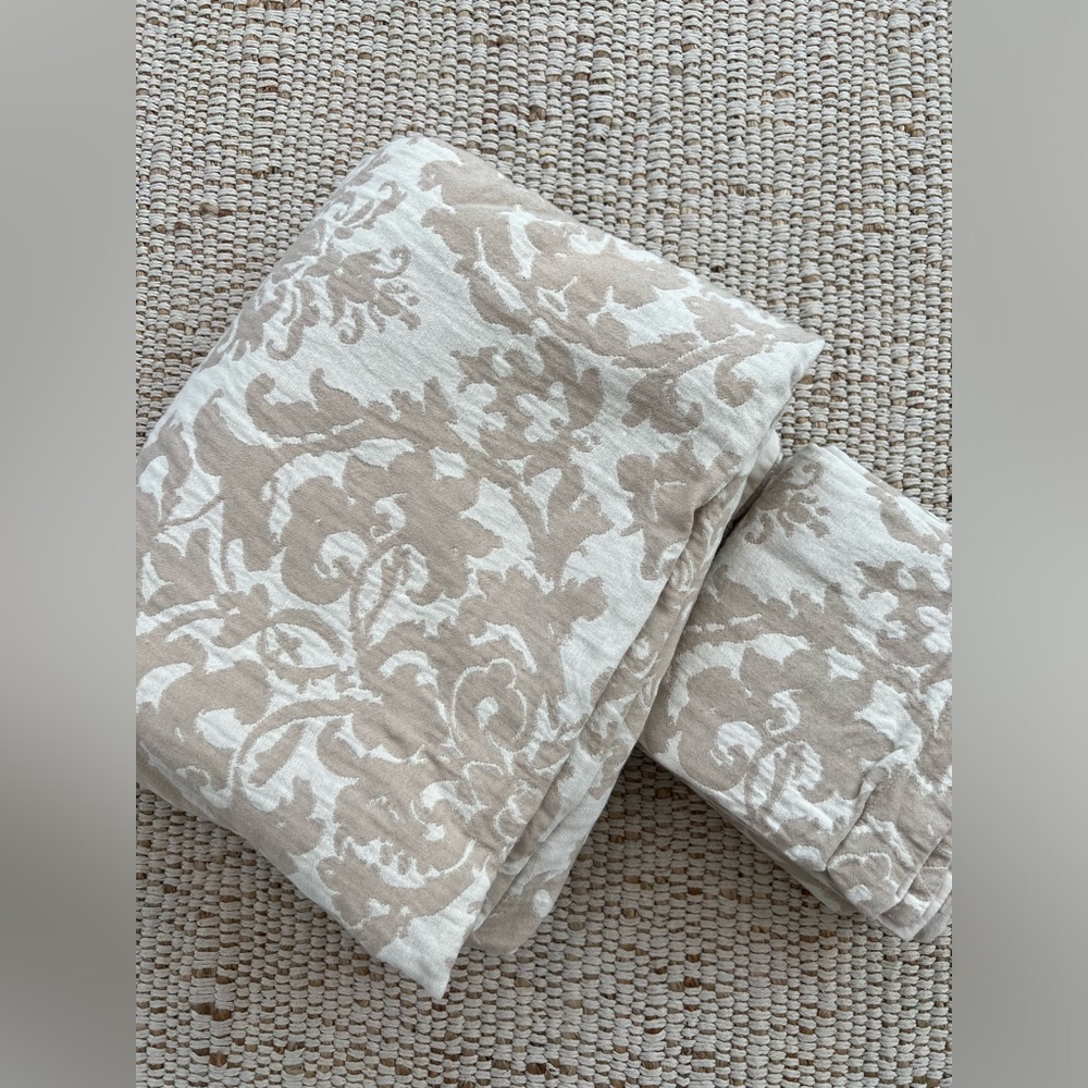 Pottery Barn Cream and Tan Duvet Cover